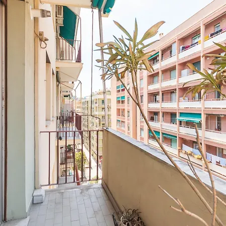 Bilocale Vicino Ospedale San Martino E Centro